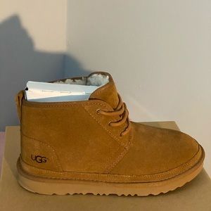 Neumell II Uggs